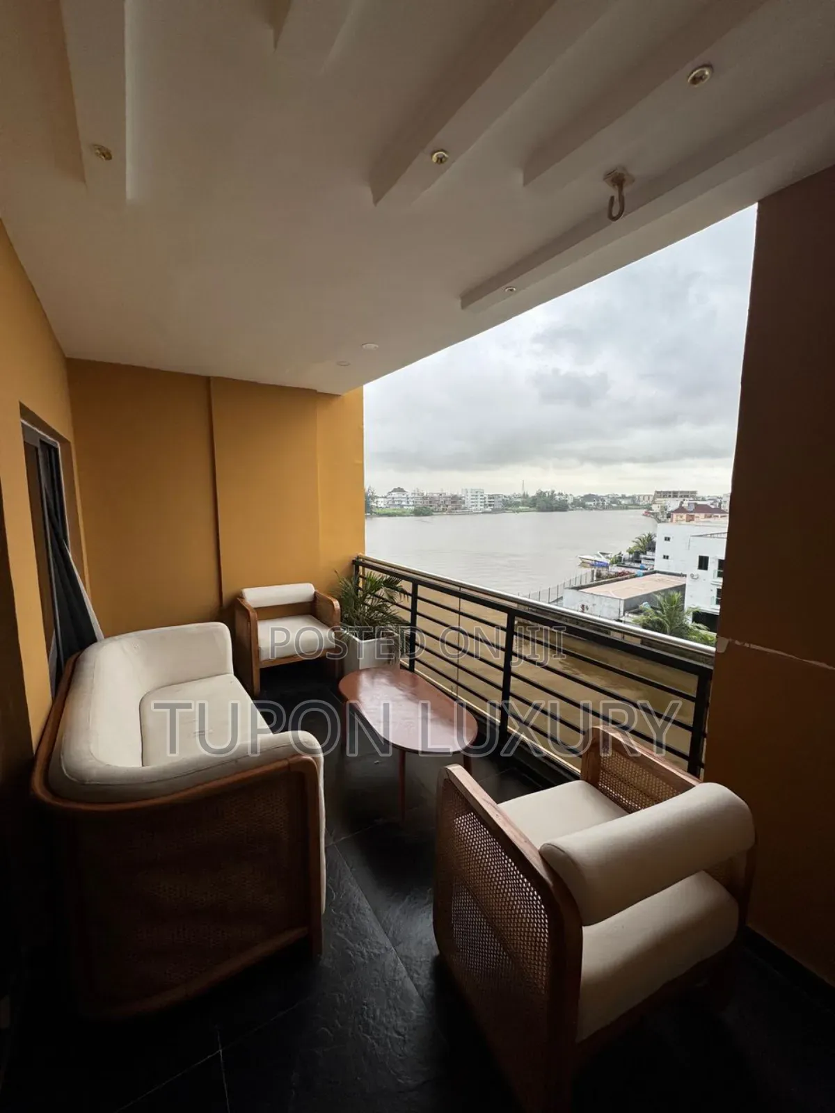 Waterfront 3bedroom With Gym and Pool in Lekki Phase 1