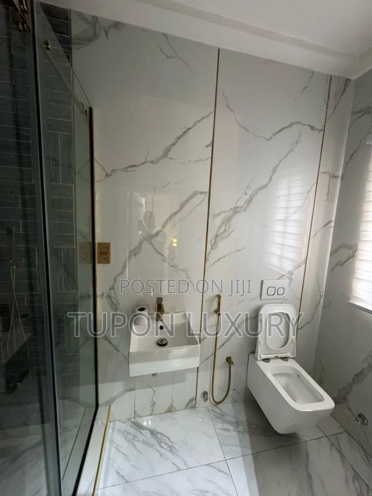 Waterfront 3bedroom With Gym and Pool in Lekki Phase 1
