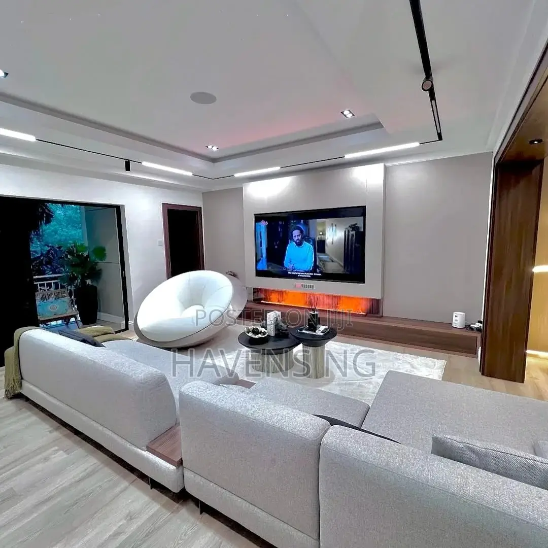 Luxury 3 Bedroom Apartment With Private Lounge and Swimming Pool. in Maitama