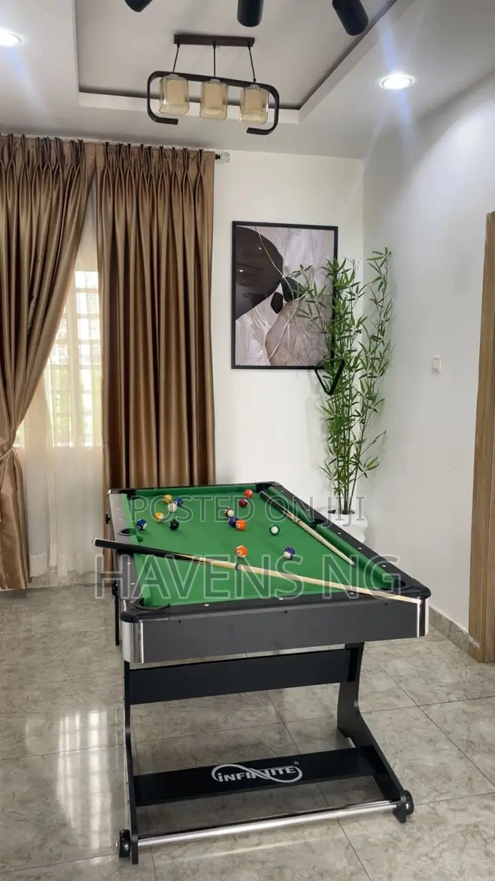 Luxury 3 Bedrooms Apartment in Jahi
