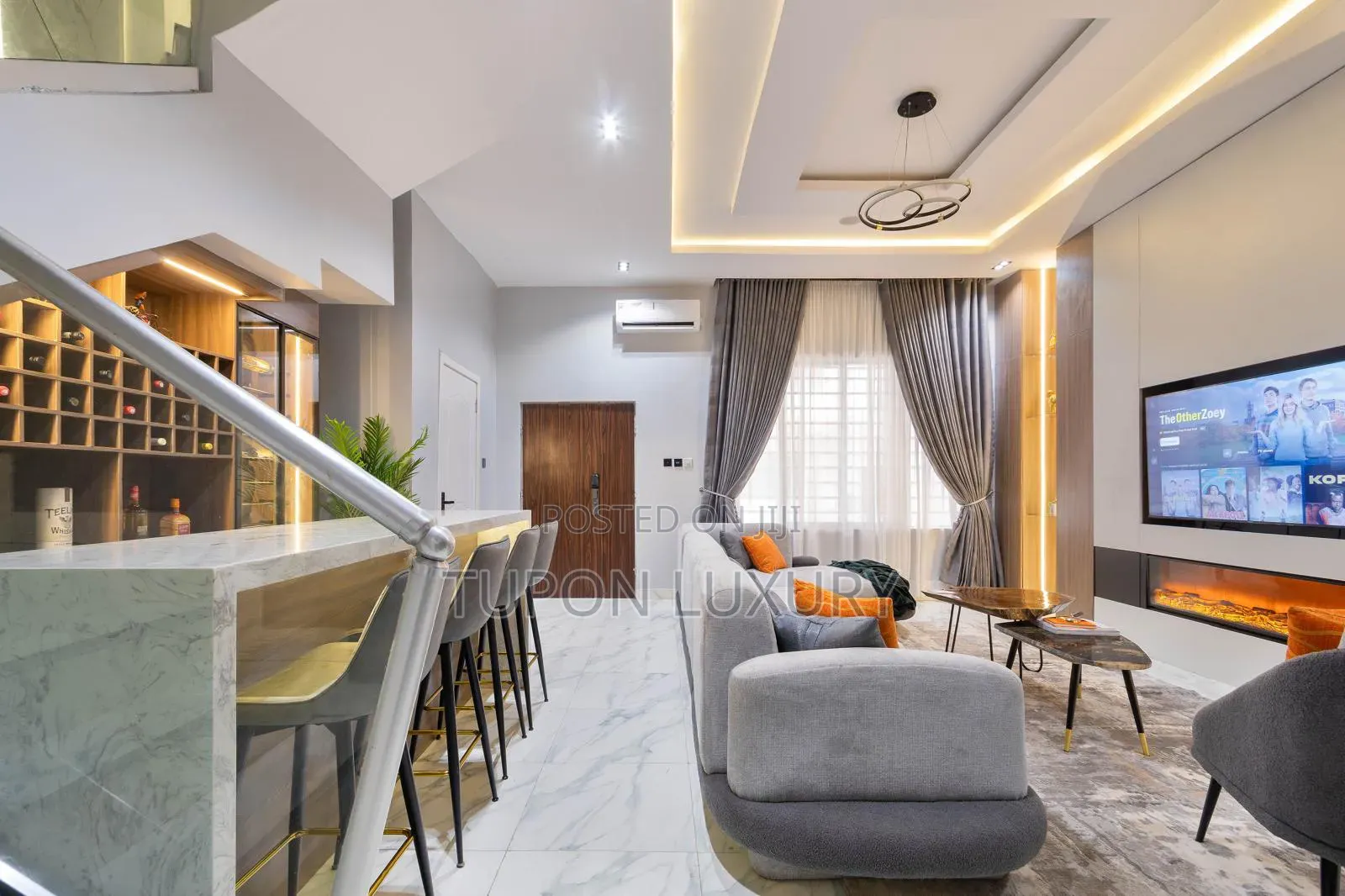Luxury 3bedroom Apartment With Bathtub, Pool, Ps4 in Ikota