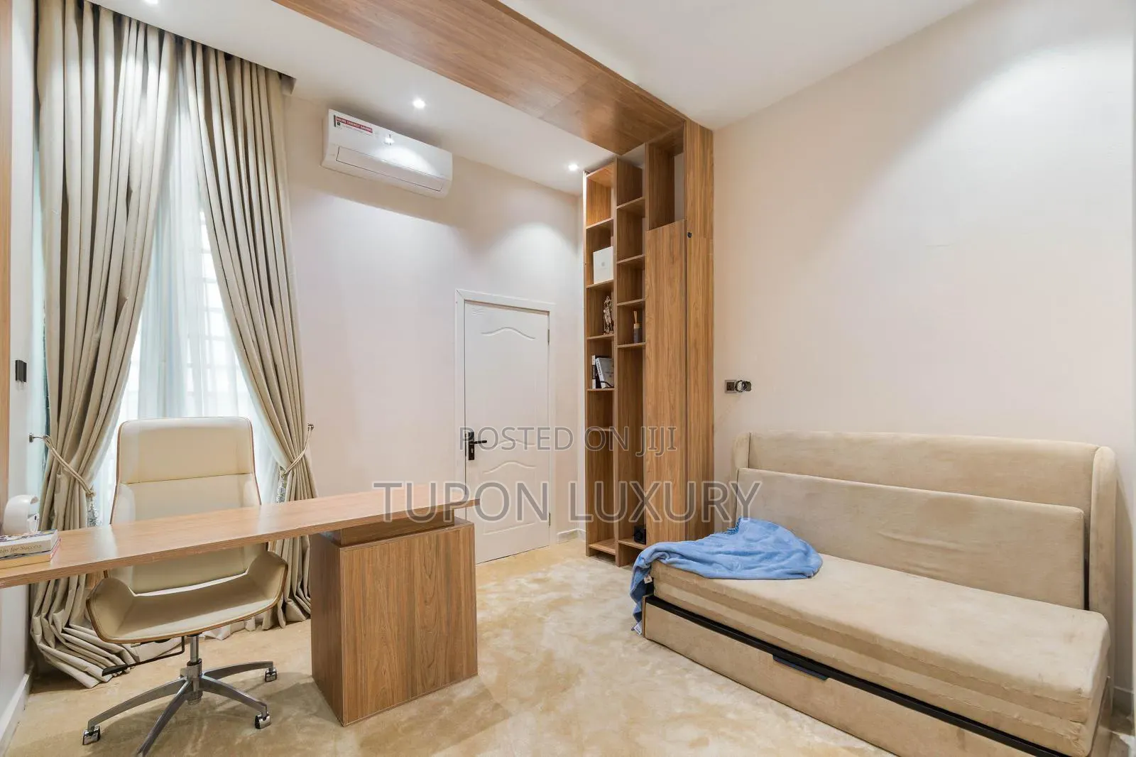 Luxury 3bedroom Apartment With Bathtub, Pool, Ps4 in Ikota