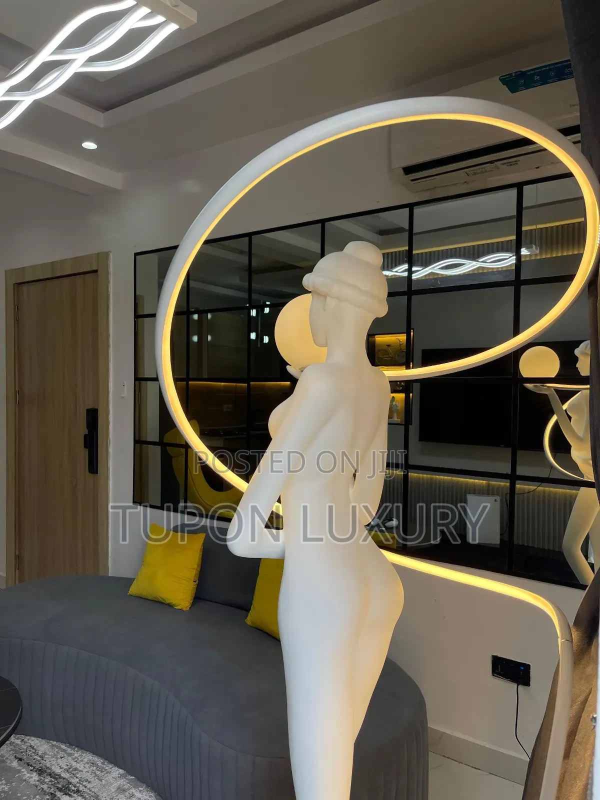 Luxury 1 Bedroom With Ps5 in Ologolo