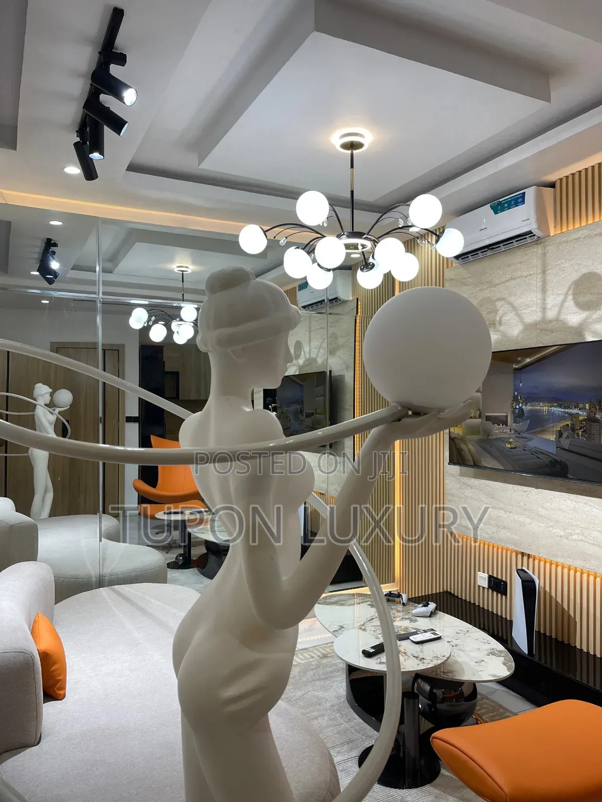 Luxury 1bedroom Apartment With Ps5 in Ologolo