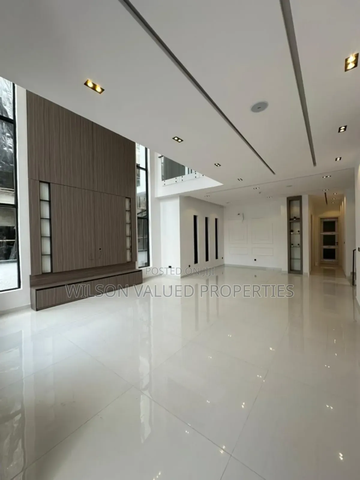 5bdrm Duplex in 5-Bedroom Fully, Ikota for sale in Ikota