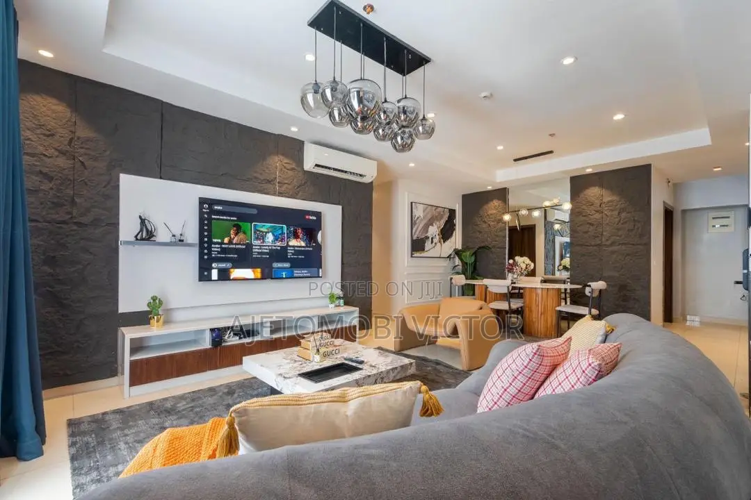Waterfront Luxury 2bedroom Apartment in Lekki Phase 1