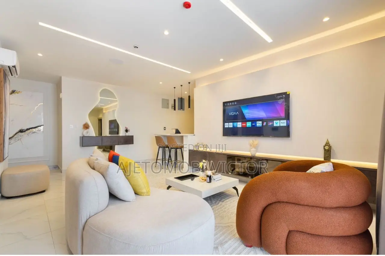 Cute 2bedroom Apartment With Gym Ps5 and Pool in Lekki Phase 1