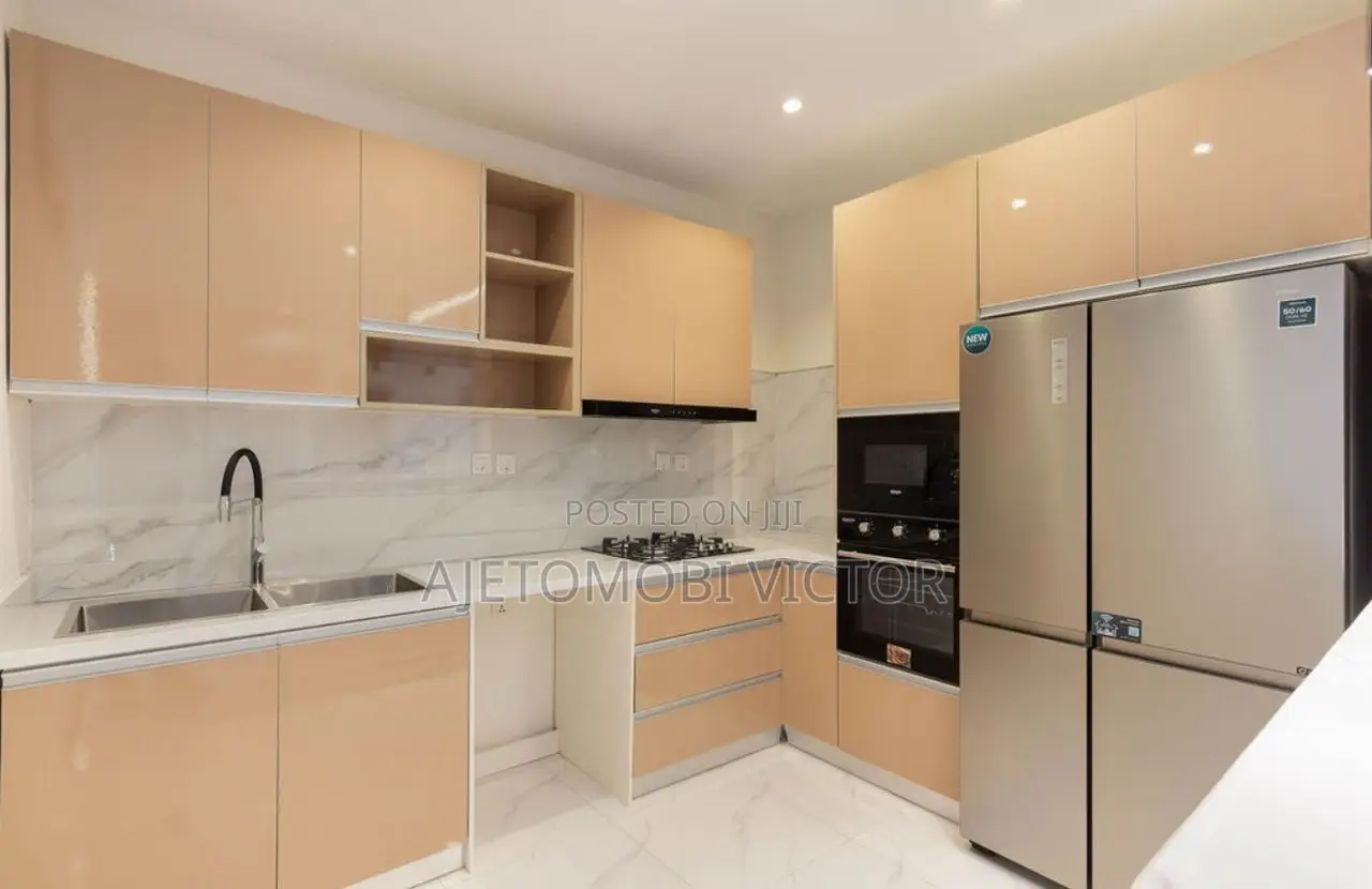 Cute 2bedroom Apartment With Gym Ps5 and Pool in Lekki Phase 1