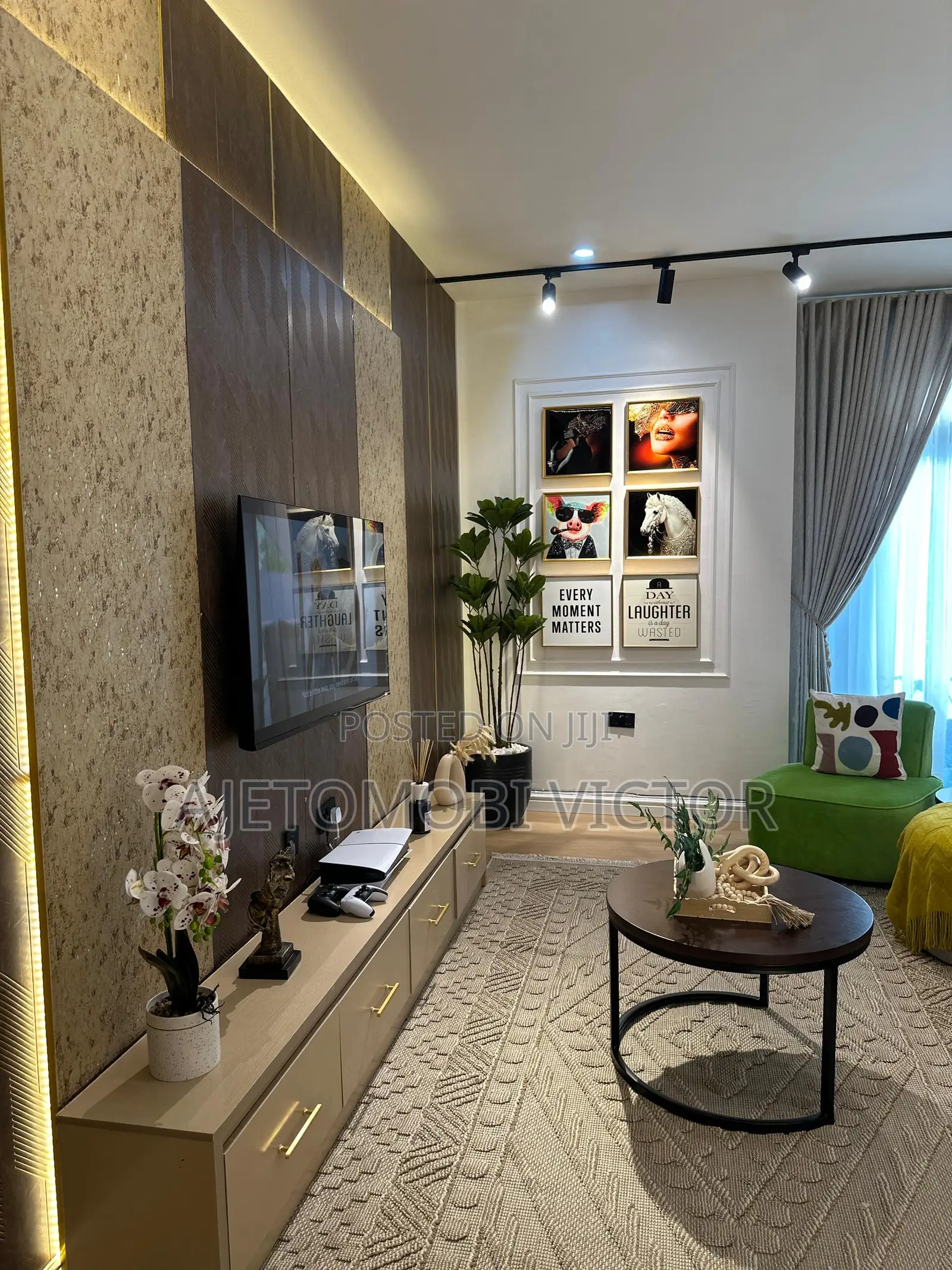 Luxury 1bedroom Apartment With Ps5 and Snooker Board in Lekki Phase 1