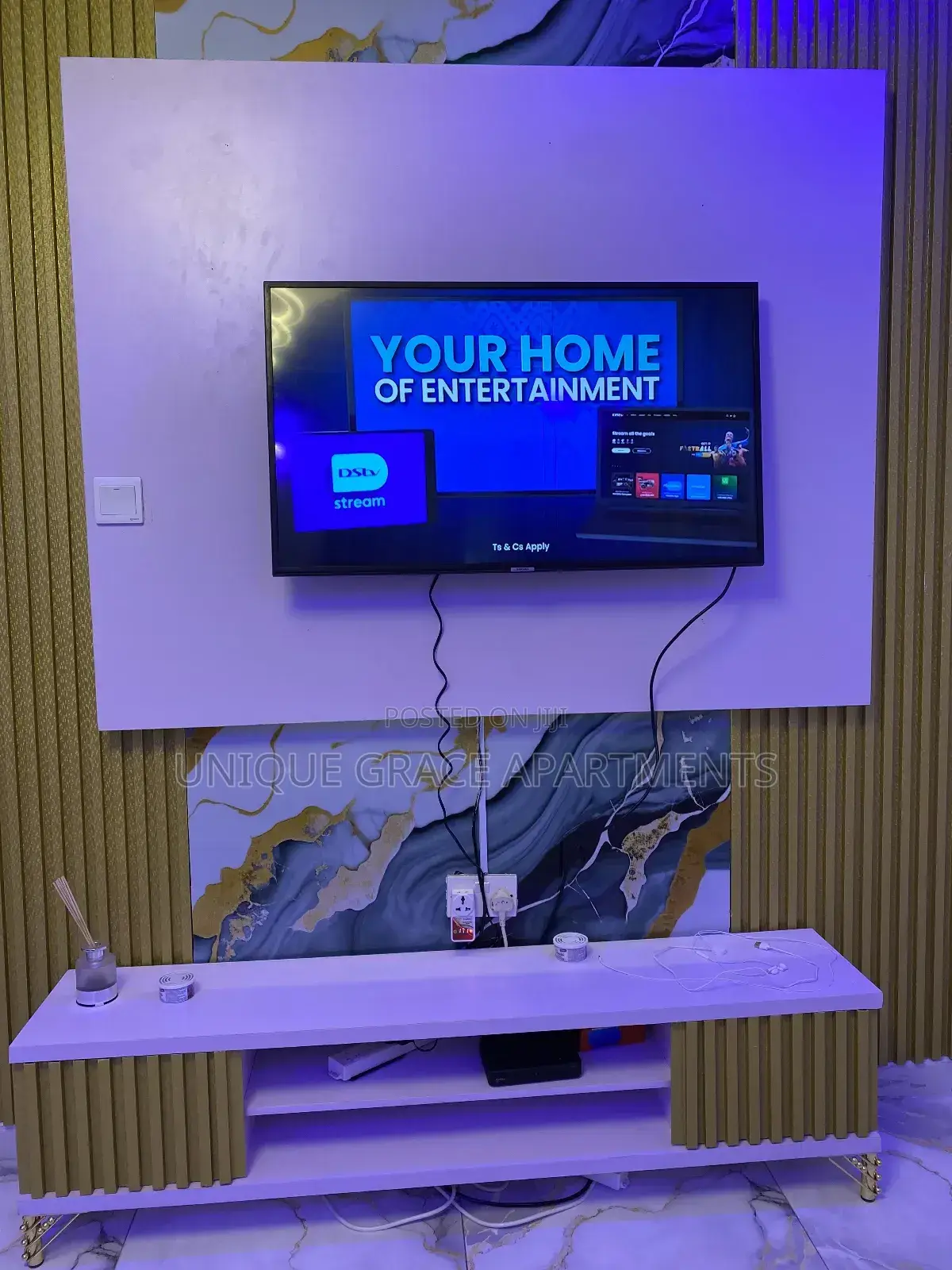 Unique Grace Lovely One Bedroom , 247light, Wi-Fi in Ifako-Ogba