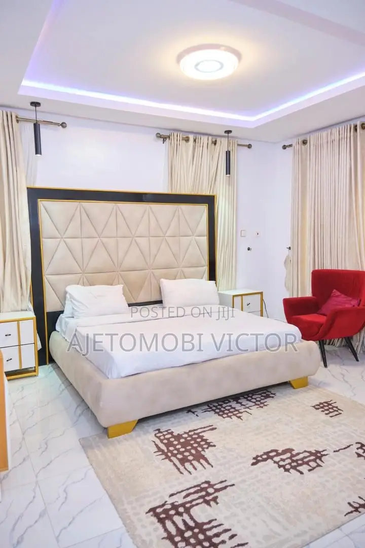 Luxury 2bedroom Apartment With Snooker Board in Ikate