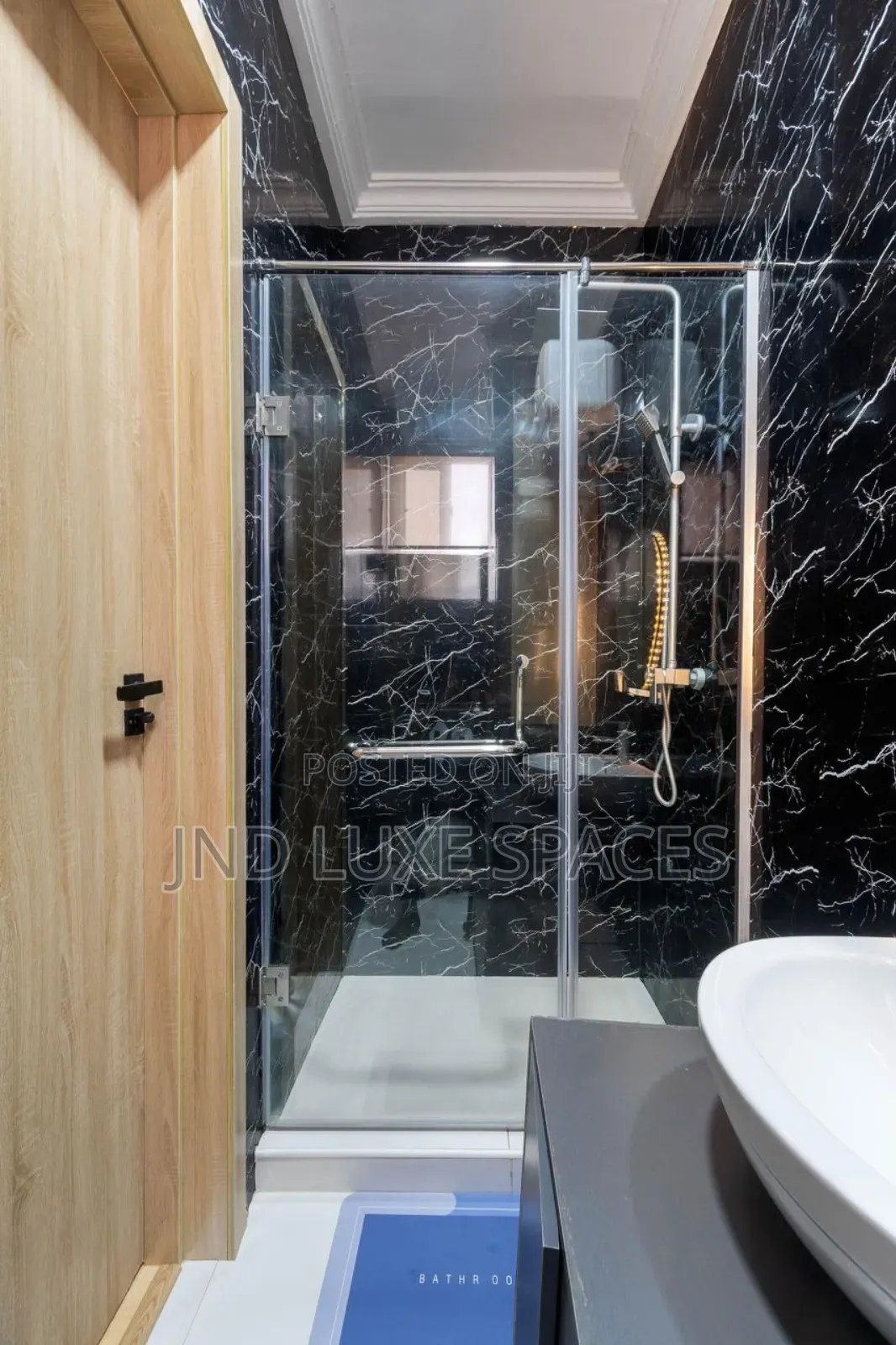 Luxury 2 Bedroom With Snooker,Table Tennis ,Swimming Pool and Ps5 in Ikoyi