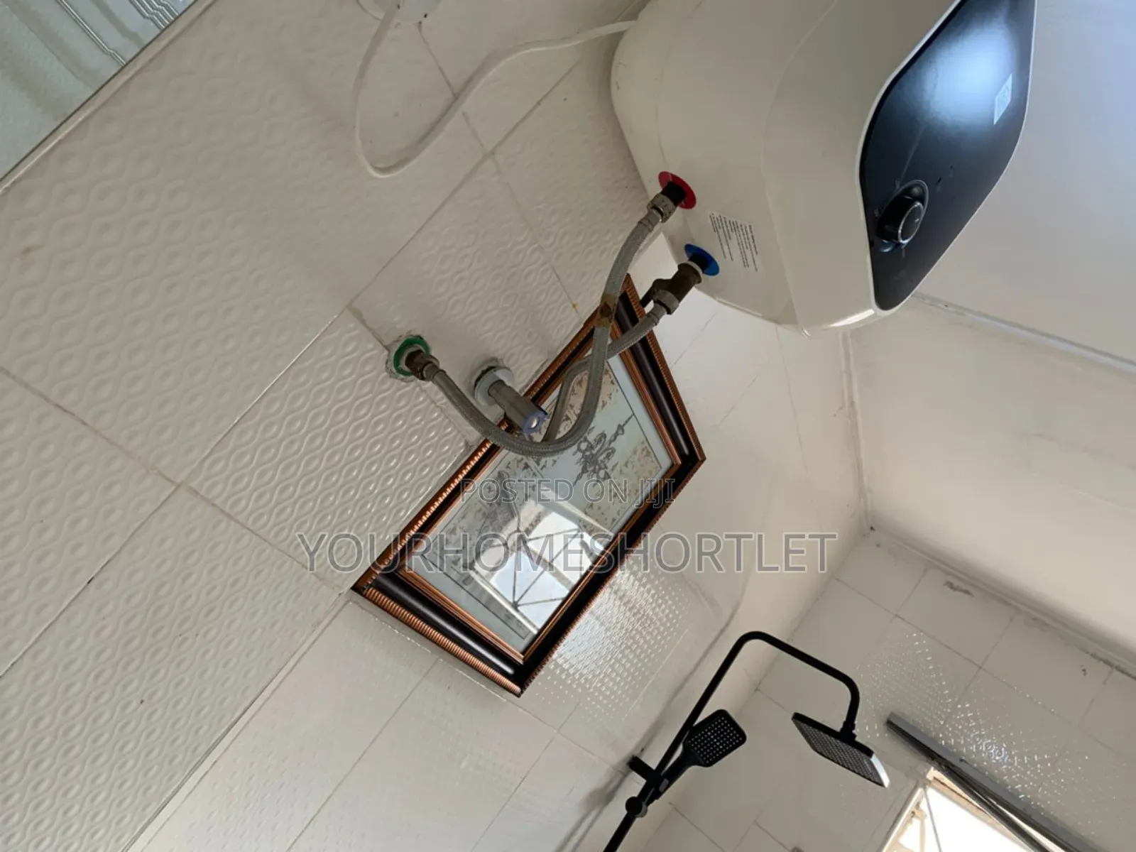 1 / 2 Bedroom Apartment for Daily, Weekly/Monthly Rate in Adeniyi Jones