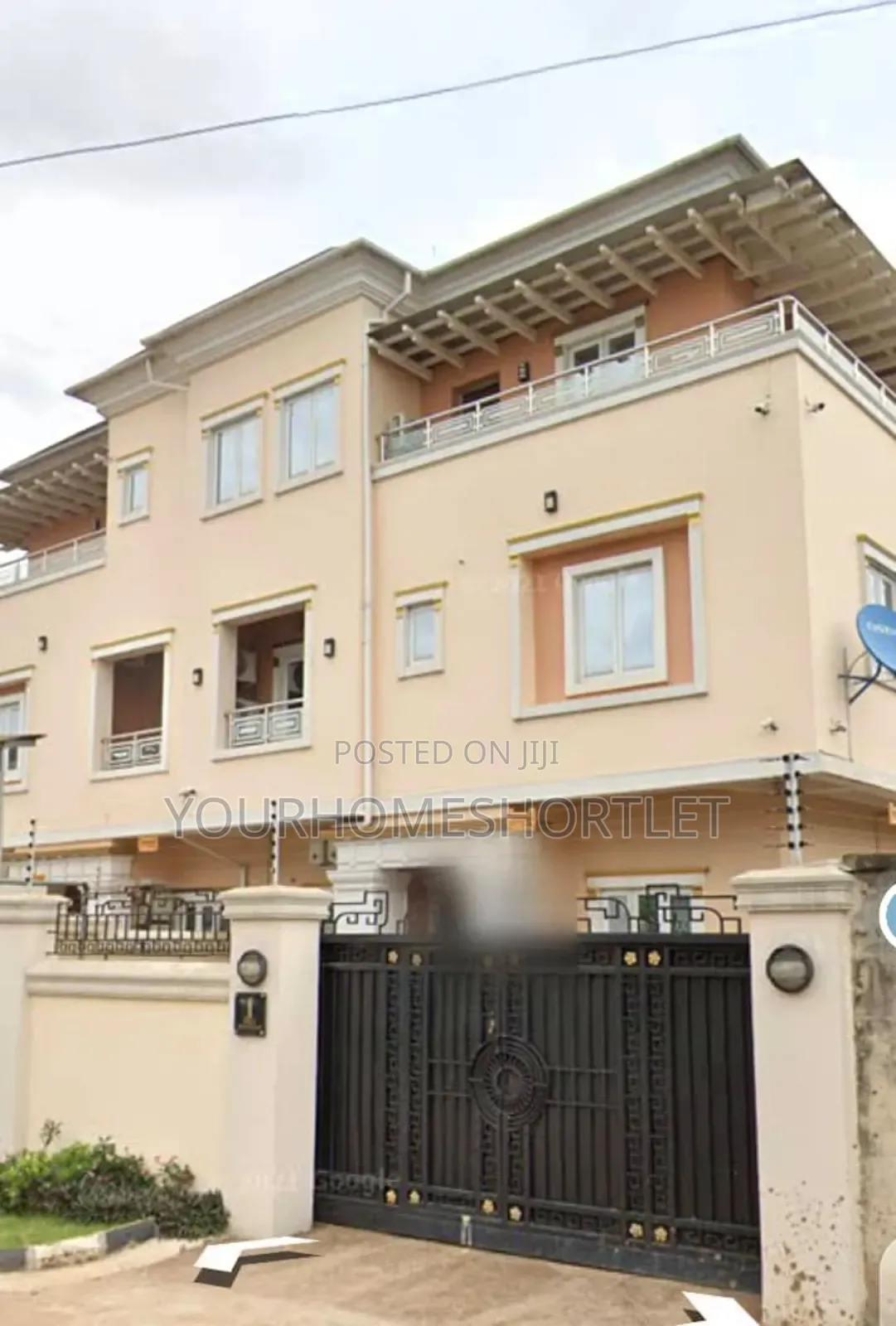 6 Bedrooms Duplex Self Compound That Allows Get Together in Ikeja GRA