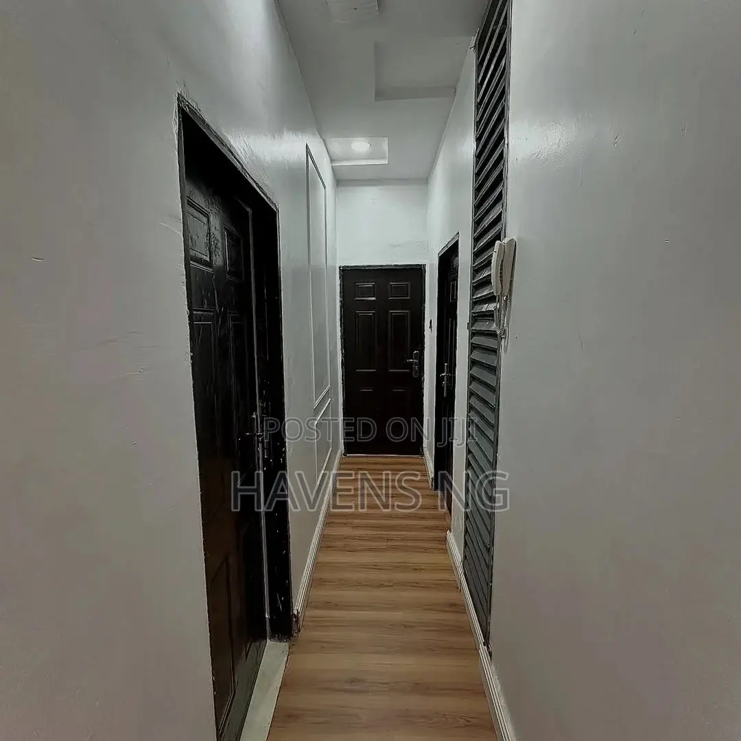 Tasteful 3-Bedroom Apartment in Wuye
