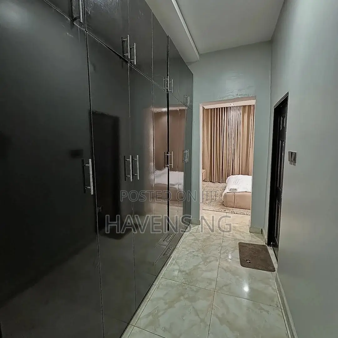 Tasteful 3-Bedroom Apartment in Wuye