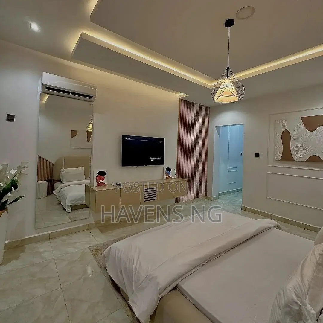 Tasteful 3-Bedroom Apartment in Wuye