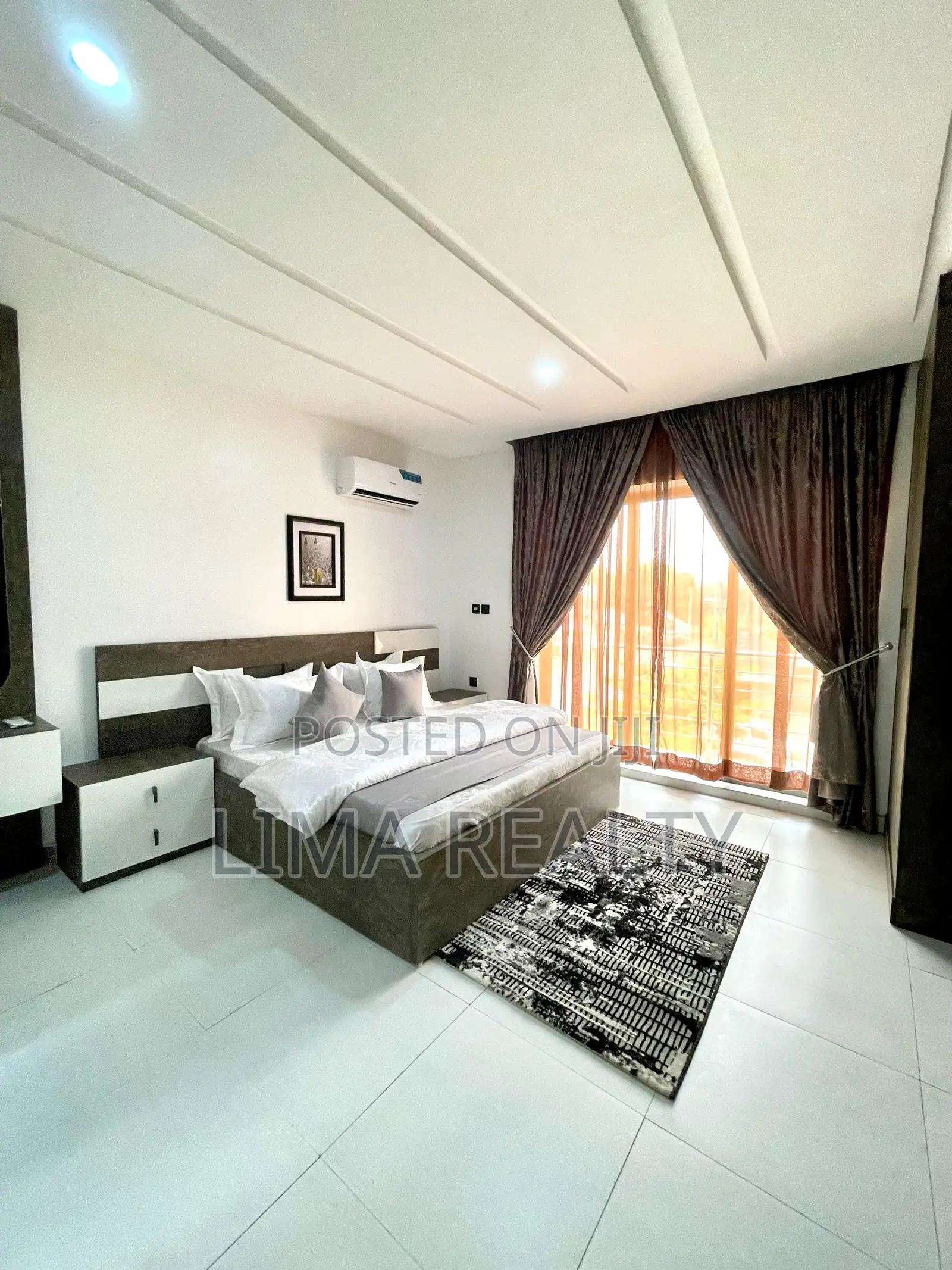 4 Bedroom Duplex for Party Normal Stay in Mabushi
