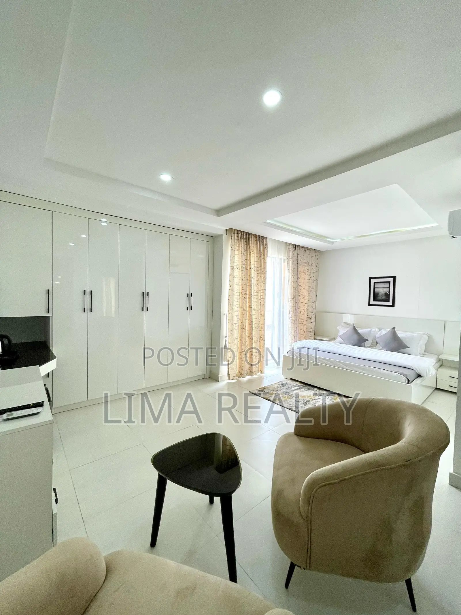 4 Bedroom Duplex for Party Normal Stay in Mabushi