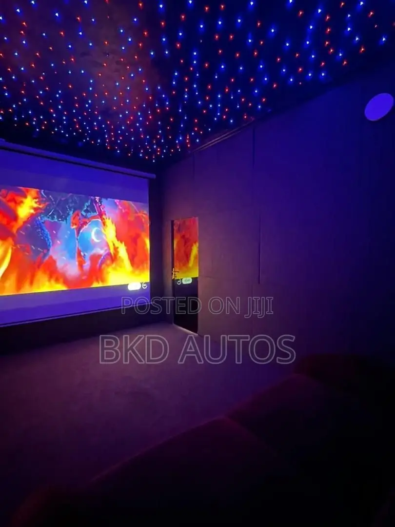 2 Bedroom Apartment With Cinema, Bathtub and Bath Lounge in Osapa london