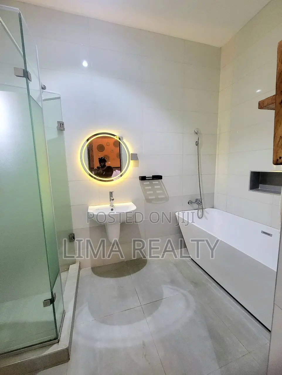 2 Bedroom Apartment in Jahi