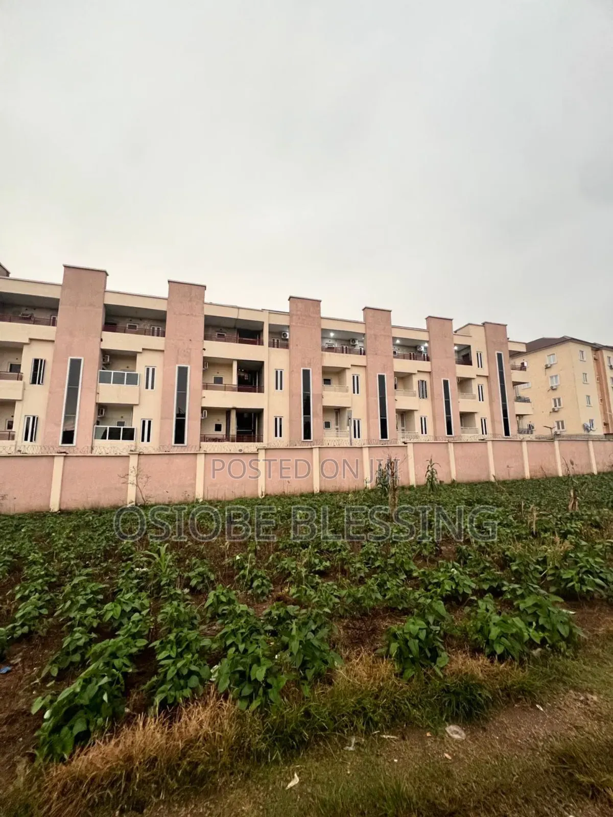1 Bedroom in Gaduwa,Abuja in Jahi
