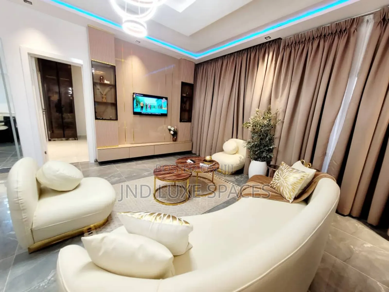 2 Bedroom Fully Furnished Apartment, Parkview Estate. in Parkview Estate
