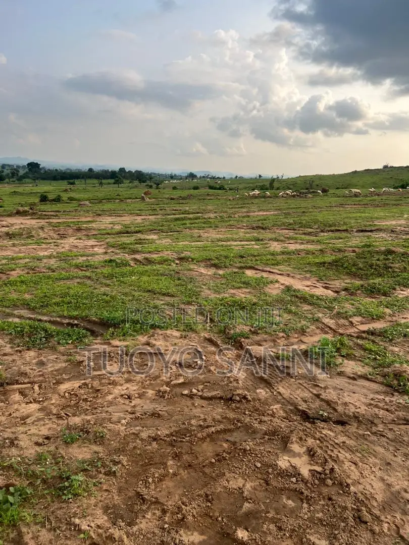 180sqm Land 2 Bedroom Bungalow in Kuje