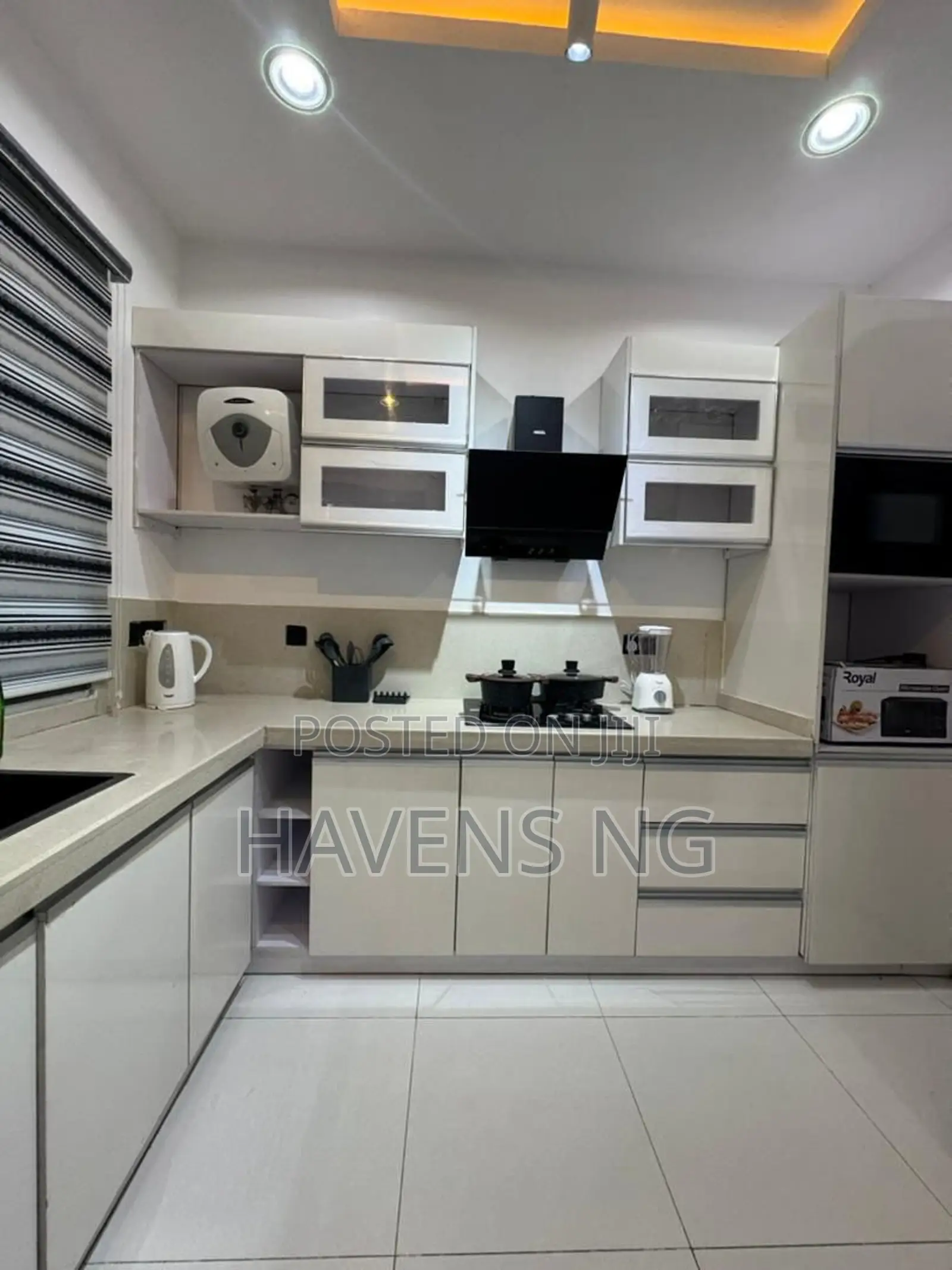 Newly Launched Cozy 2 Bedroom Apartment With Ps5, Soccer Board in Ikate