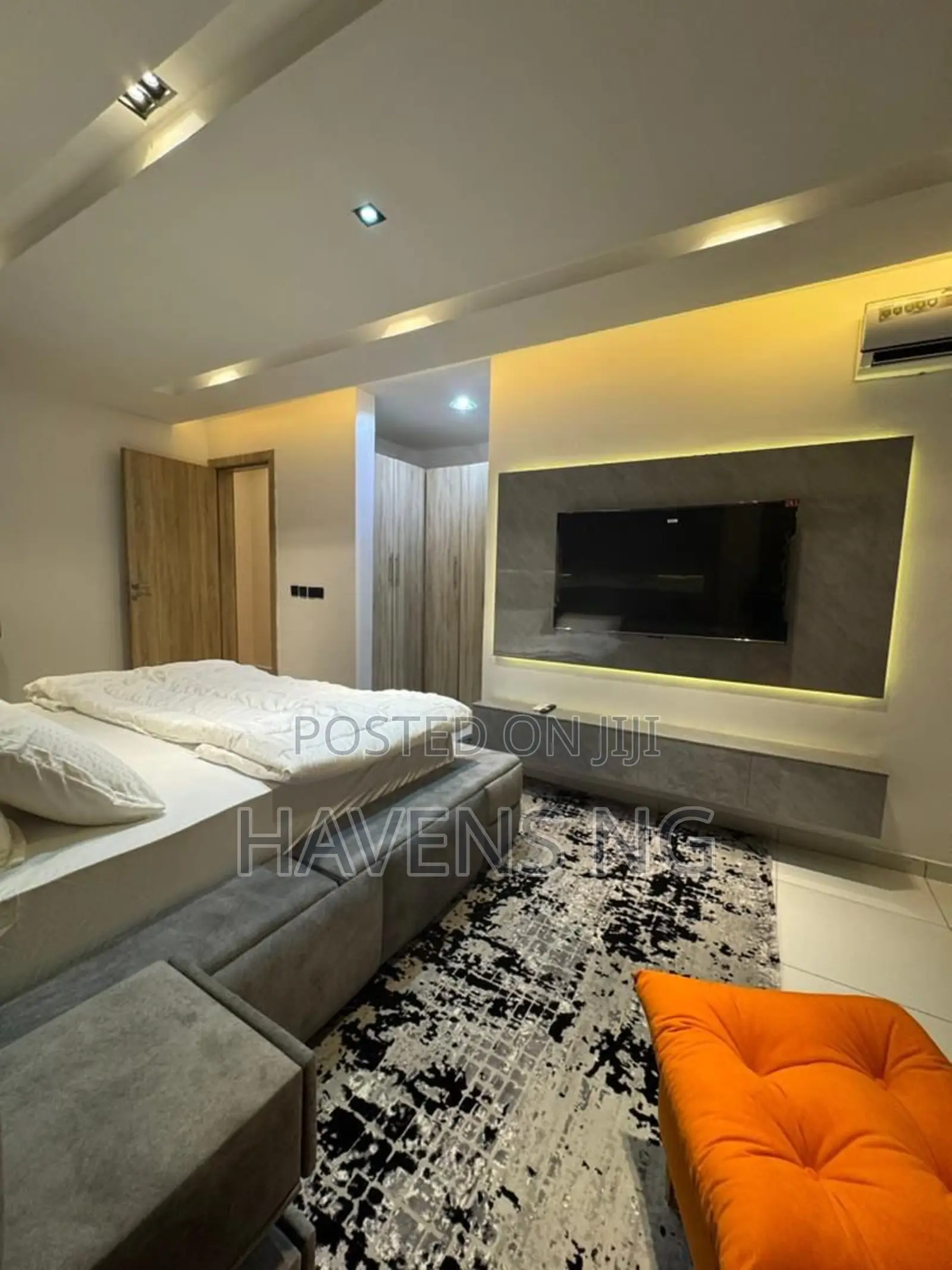 Newly Launched Cozy 2 Bedroom Apartment With Ps5, Soccer Board in Ikate