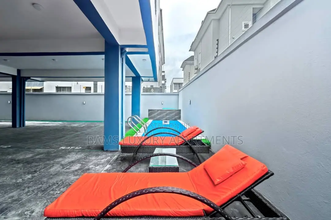 Luxury 2 Beds Apartment With Cityview At Ikate in Ikate