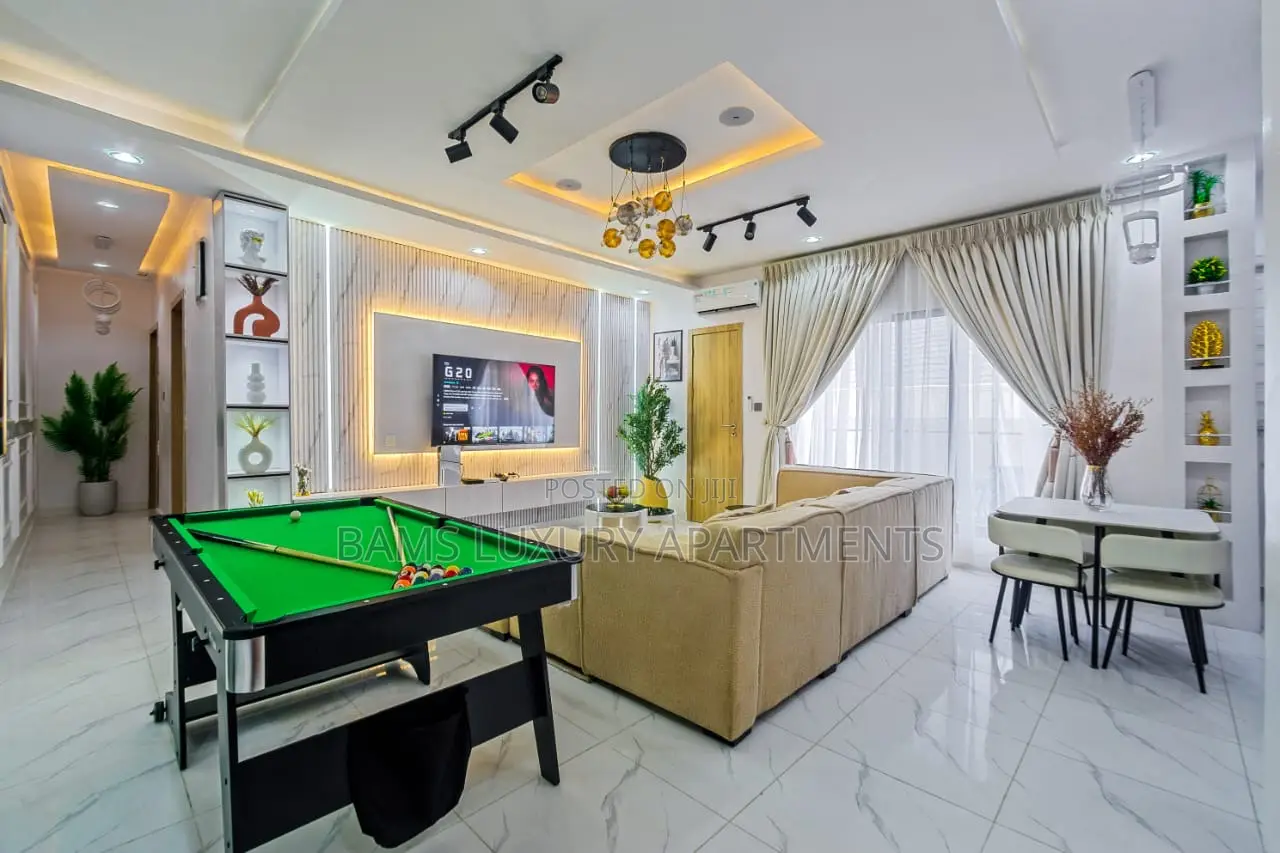Luxury 2 Beds Apartment With Cityview At Ikate in Ikate