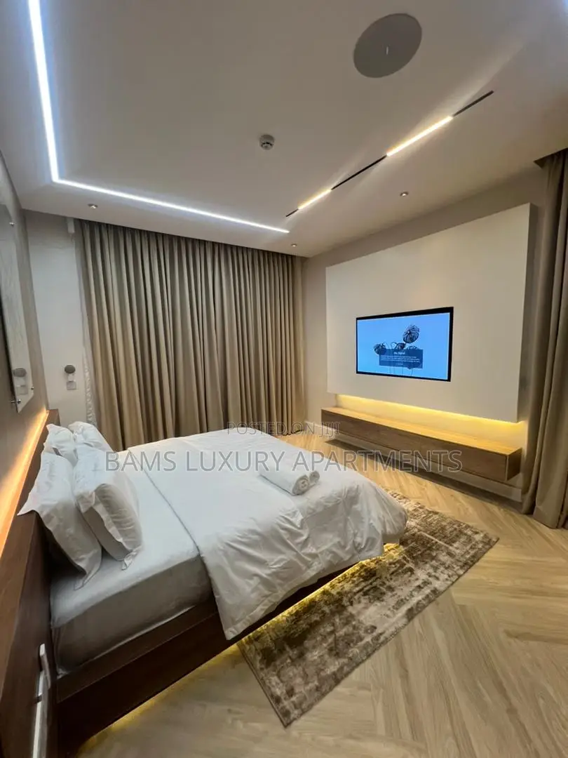 2 Beds Shortlet at Banana Island in Banana Island