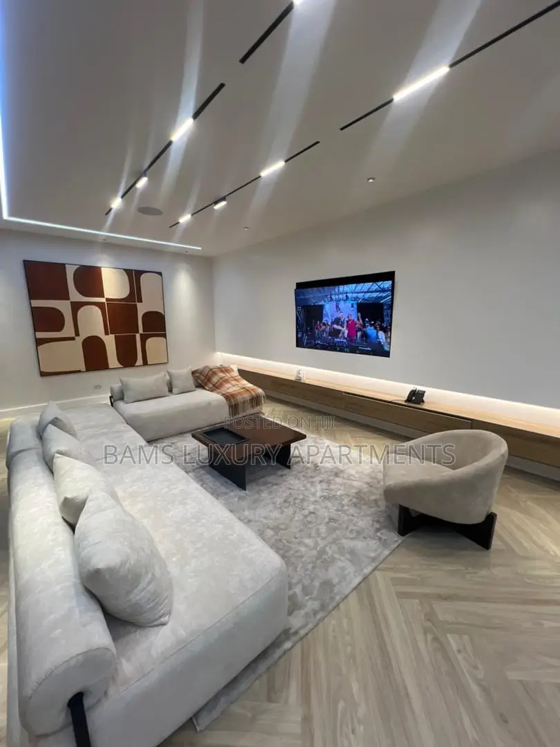 2 Beds Shortlet at Banana Island in Banana Island