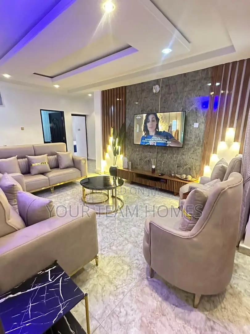 Luxury 2-Bedroom Service Apartment Available for Booking in Wuse 2 in Wuse 2
