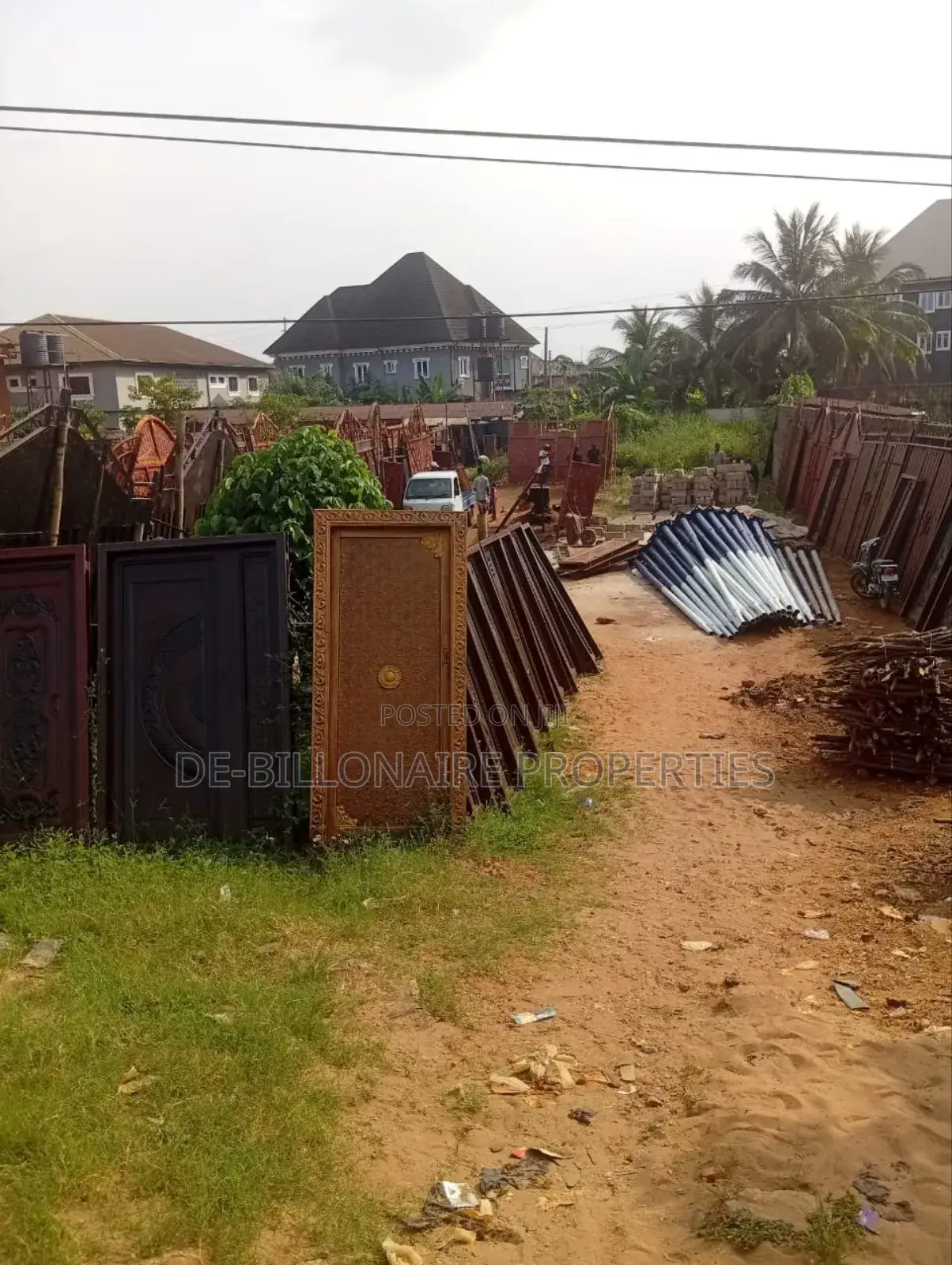 Almost 2000 SQMTRS of Land Available for Sale, Egbu Road. in Owerri