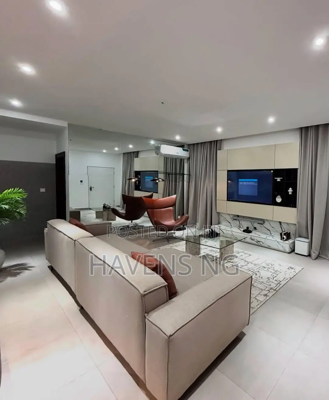 Exquisitely Furnished Spacious 3 Bedroom Terrace With Swimming Pool in Jabi