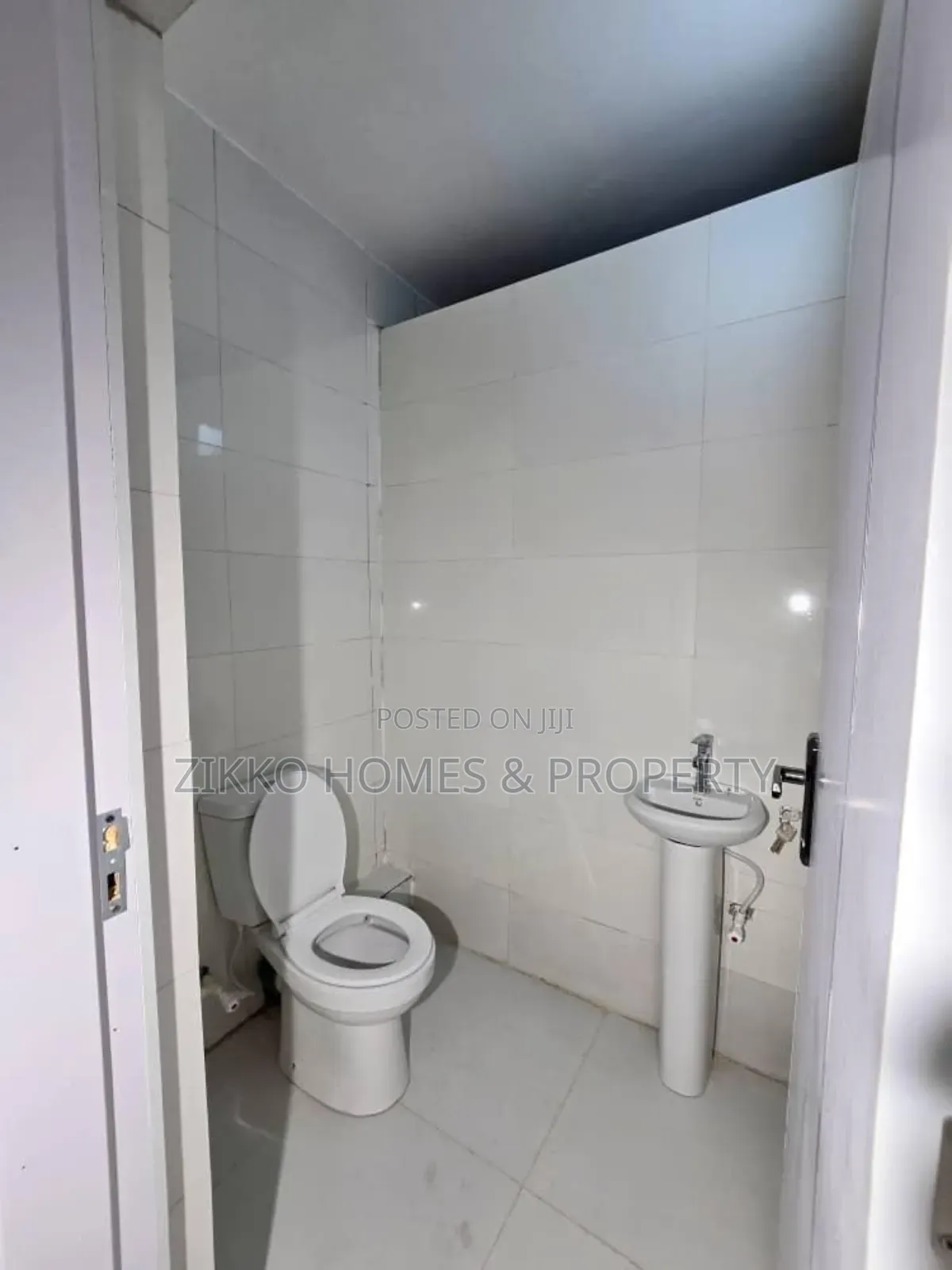 One Bedroom Shortlet Apartment at Victoria Island in Victoria Island