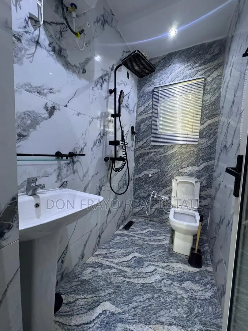 Luxury Studio Room Service Apartment at Adeyi Avenue Old Bodija Ibadan in Bodija