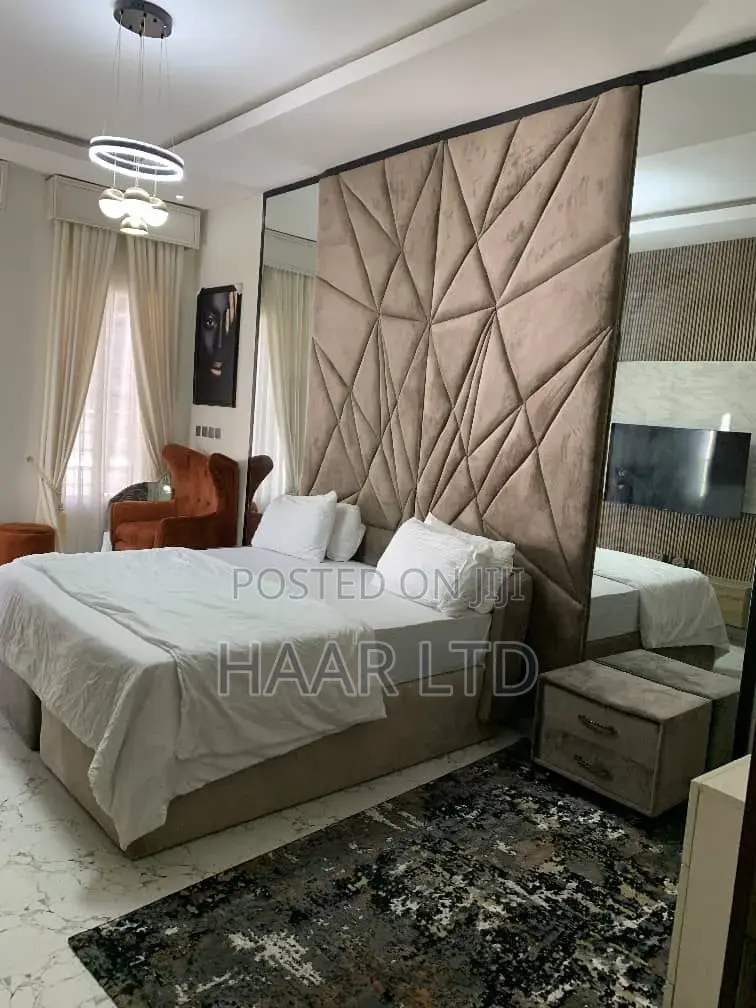 Monthly Studio Room Per Month With Gym,Pool,Netflix and Wifi in Lekki Phase 2
