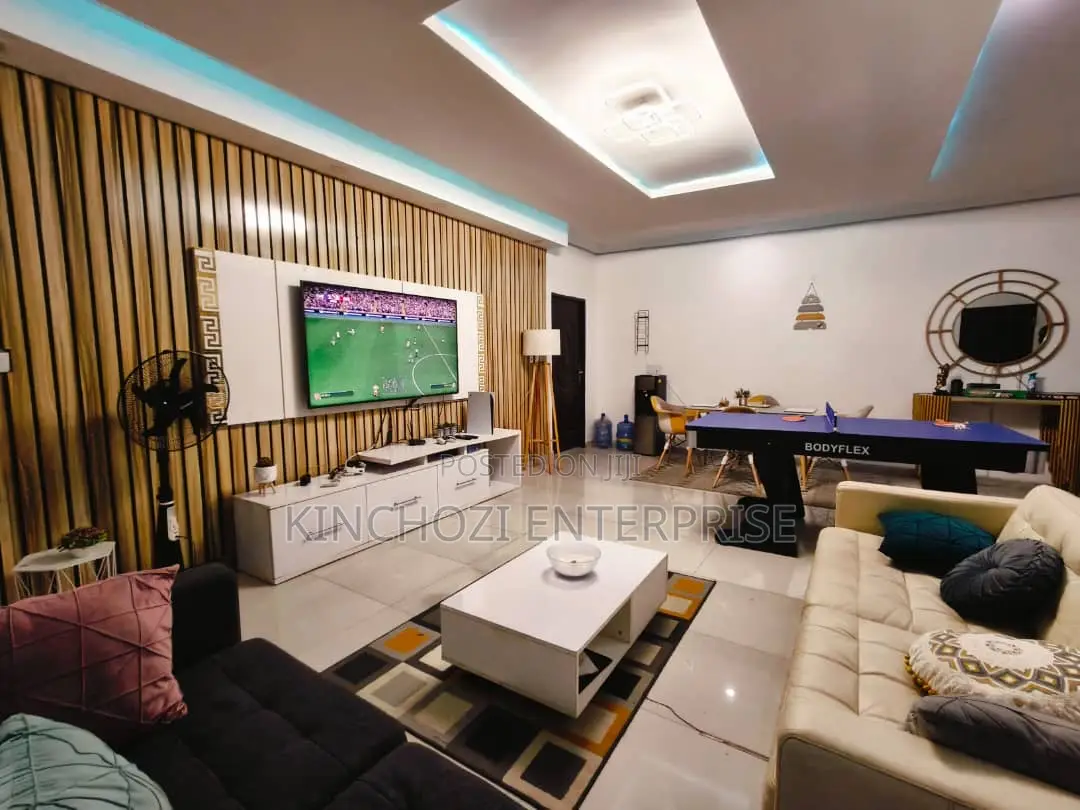 Exquisite 2 Bedroom Apartment With Ps5 Snooker in Ikota