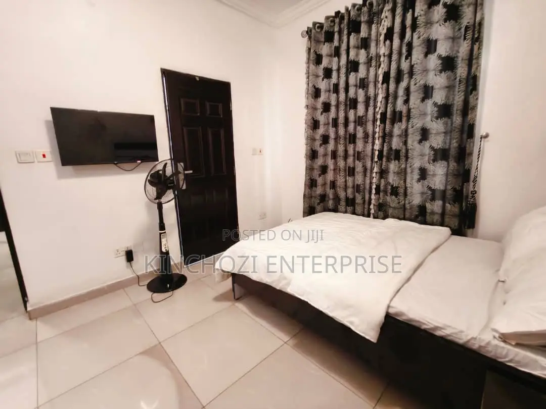 Exquisite 2 Bedroom Apartment With Ps5 Snooker in Ikota