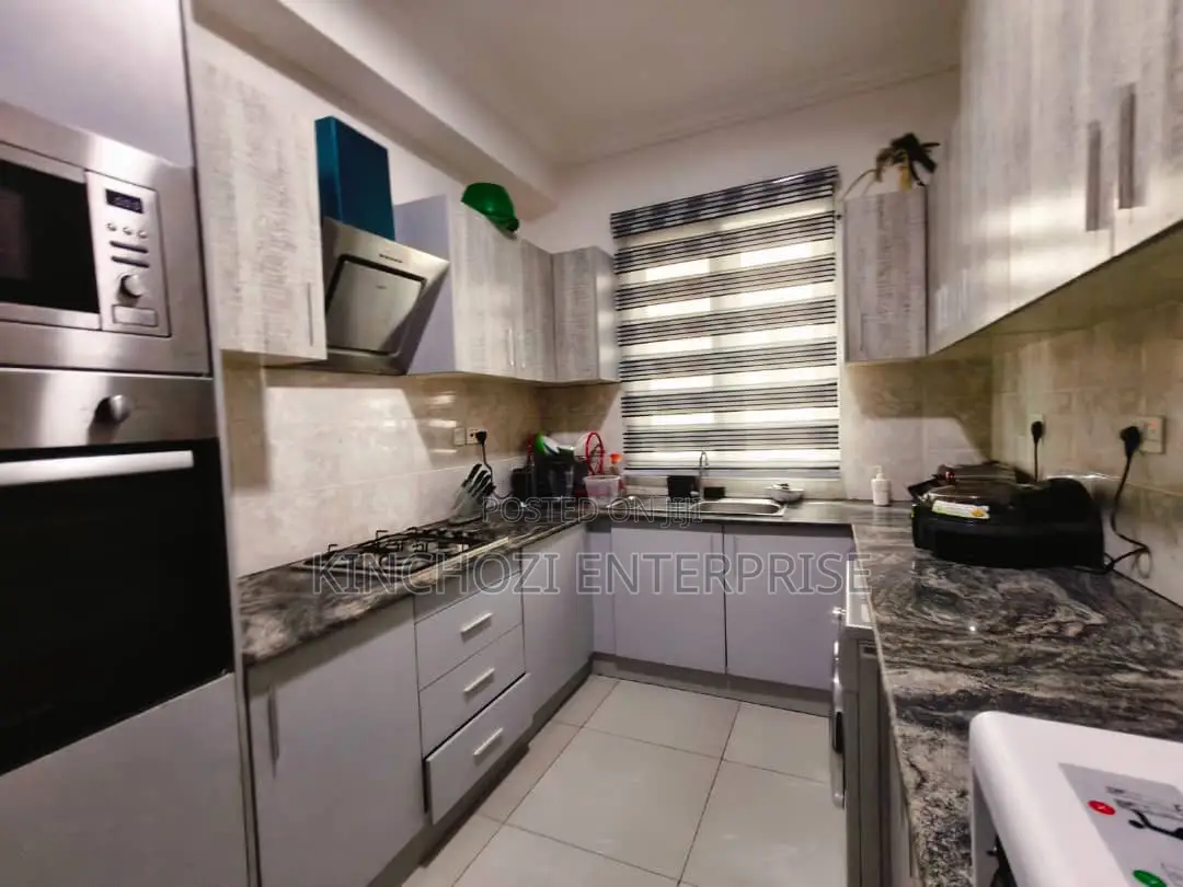 Exquisite 2 Bedroom Apartment With Ps5 Snooker in Ikota