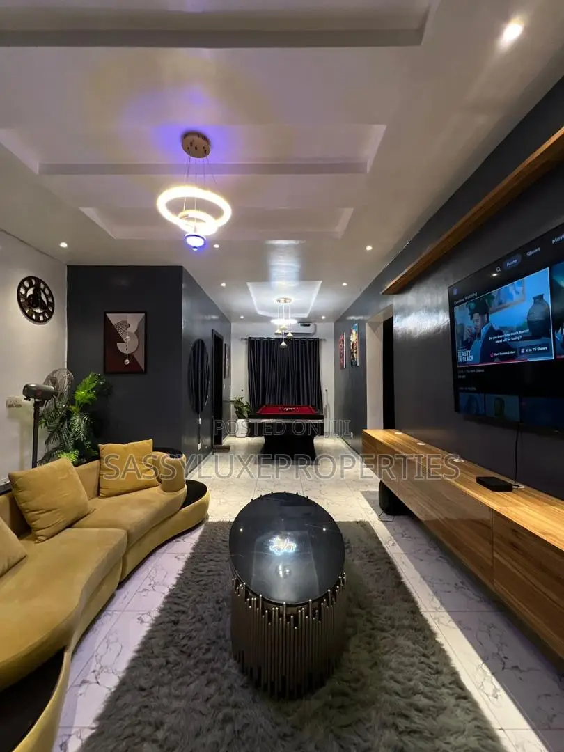 2 Bedroom Furnished Apartment With Ps5 in Lekki Phase 1