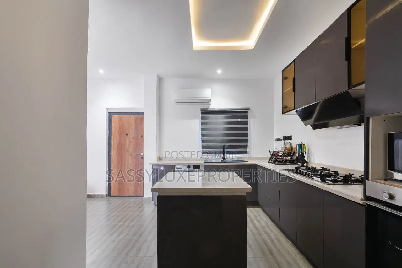 Newly Two Bedroom Apartment in Lekki Phase 1