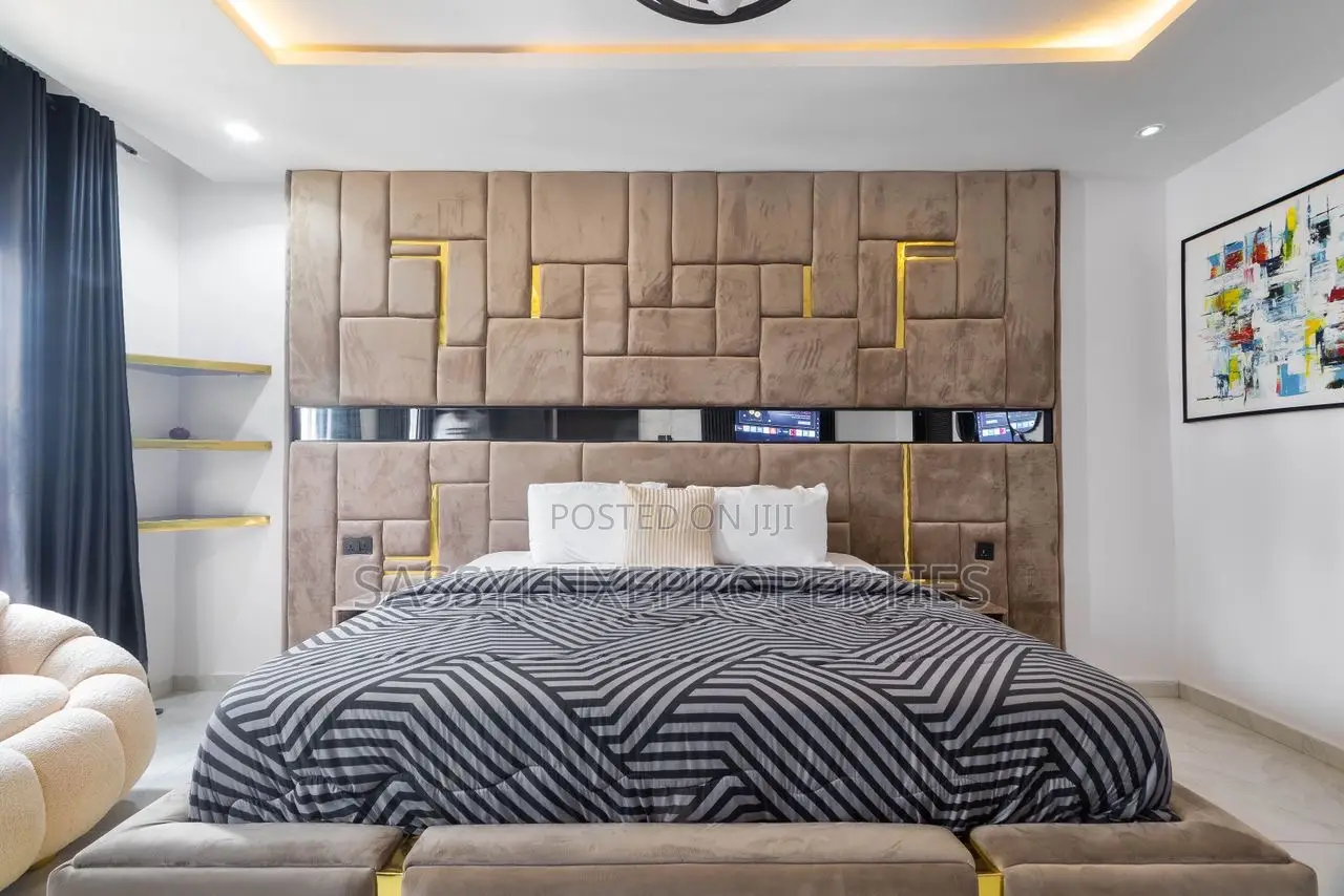 Newly Two Bedroom Apartment in Lekki Phase 1