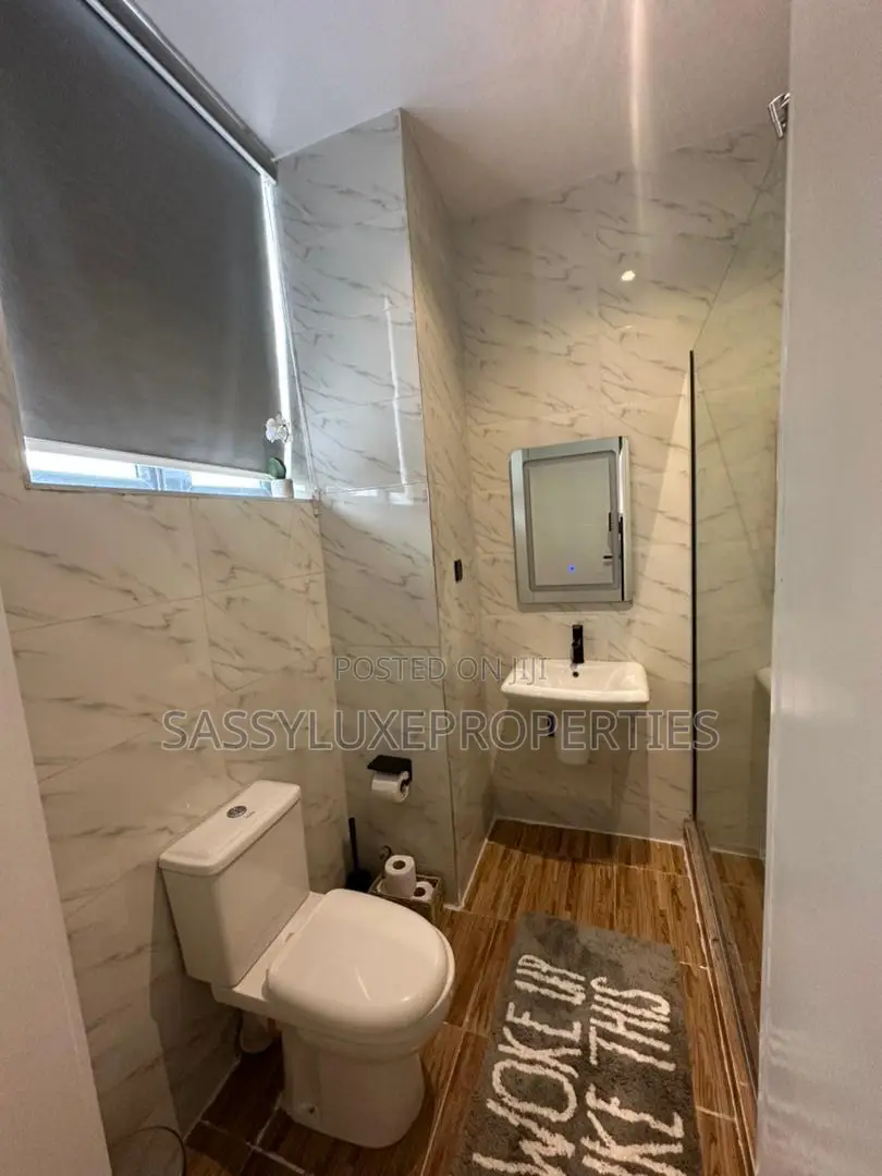 2 Bedroom Apartment With Ps5 on Request in Ikate