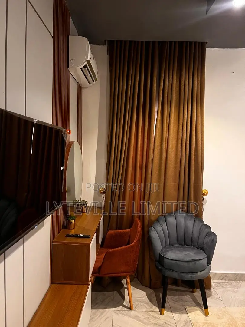 Lavish 2 Bedroom in Jahi