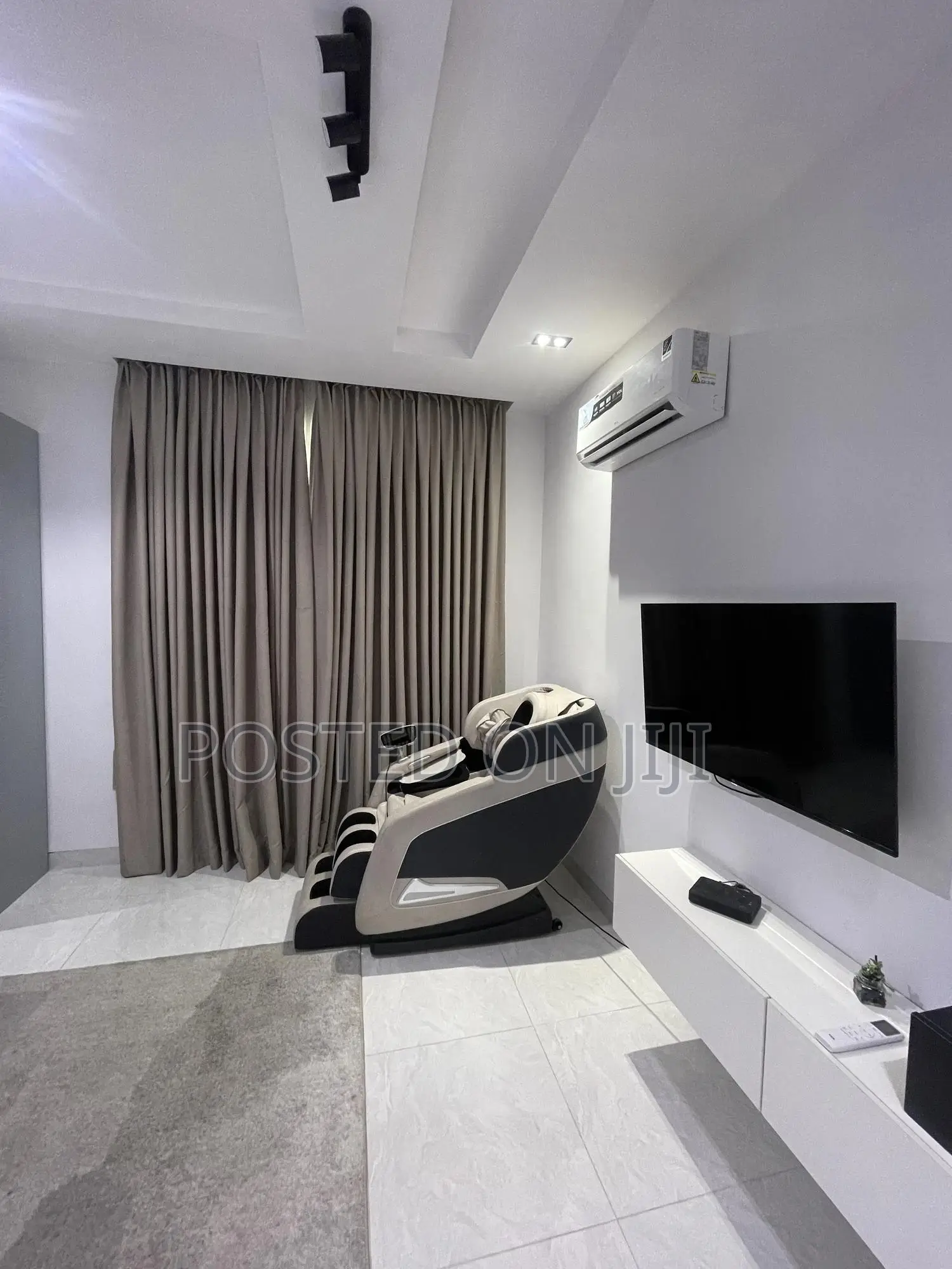 Hot 1 Bed With Ps5 | Massage Chair in Ikoyi in Ikoyi S.W