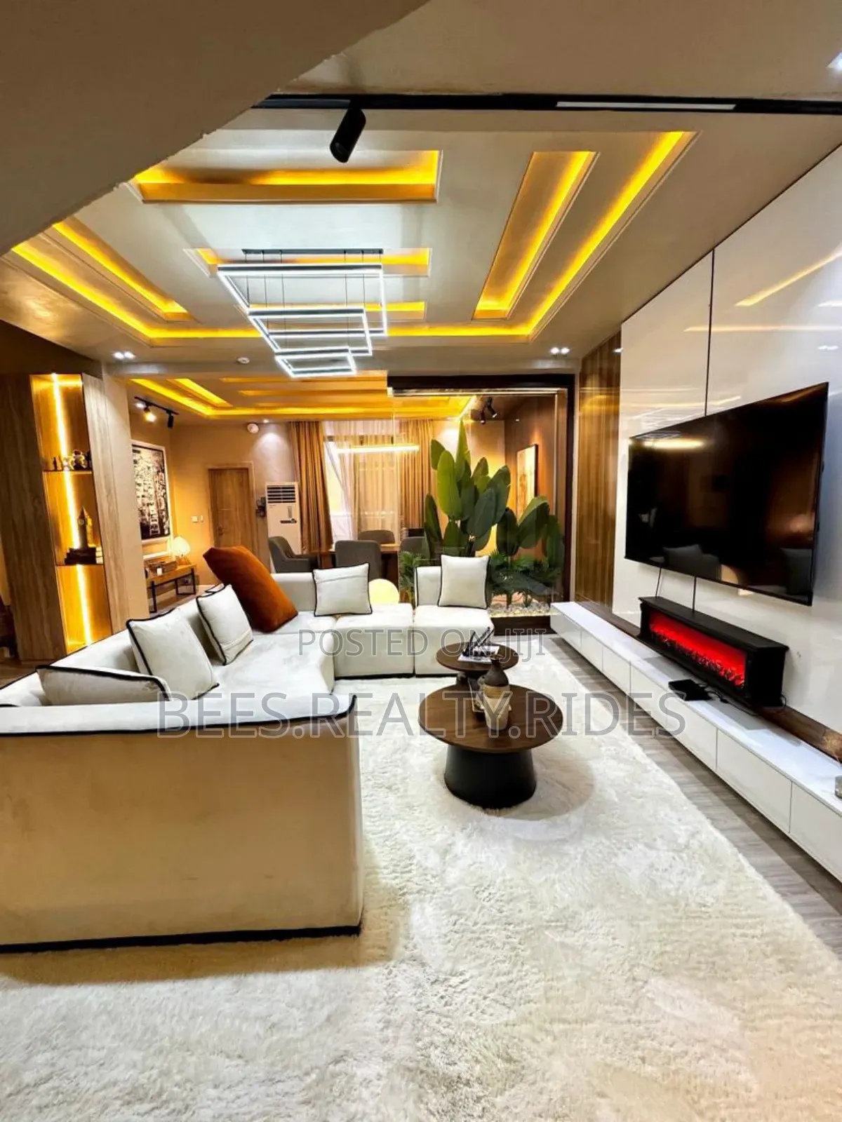 Waterfront 4 Bedroom Duplex With a Ps5, Snooker a Bathtub in Ikoyi